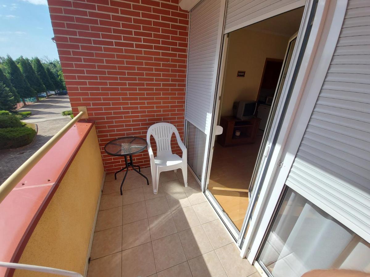 Romai Therme Apartman Lägenhet Hévíz Exteriör bild