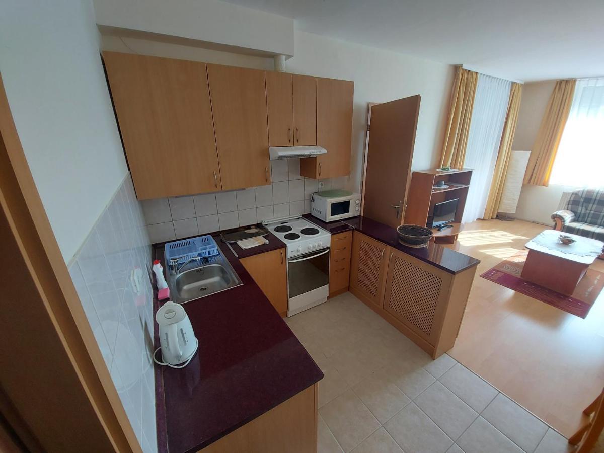 Romai Therme Apartman Lägenhet Hévíz Exteriör bild